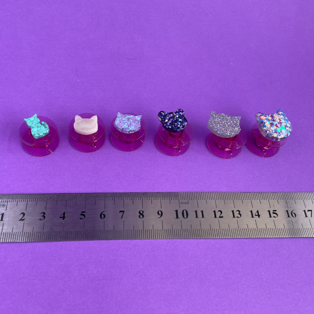 Chonky Cat Studs #2