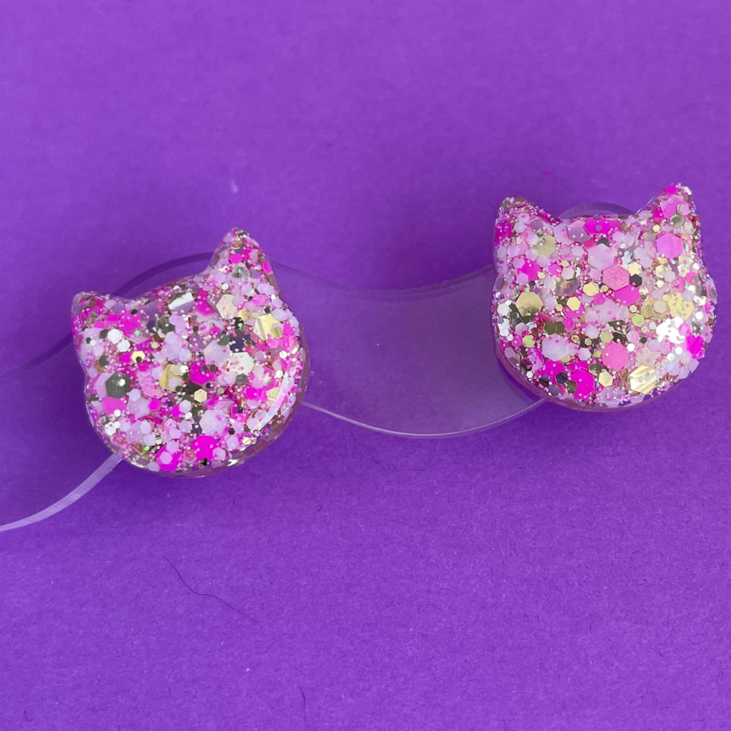 Chonky Cat Studs #4